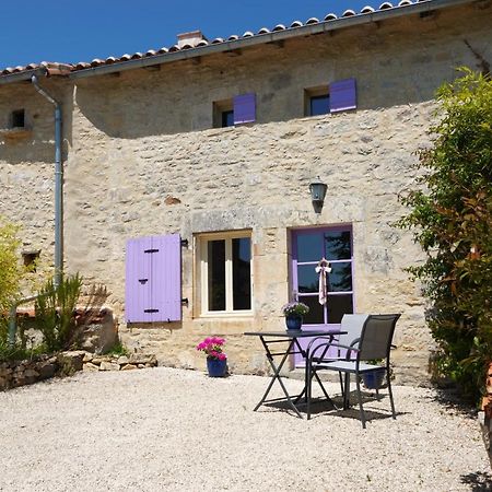 Gite Rural La Maison Mauve Ventouse Extérieur photo