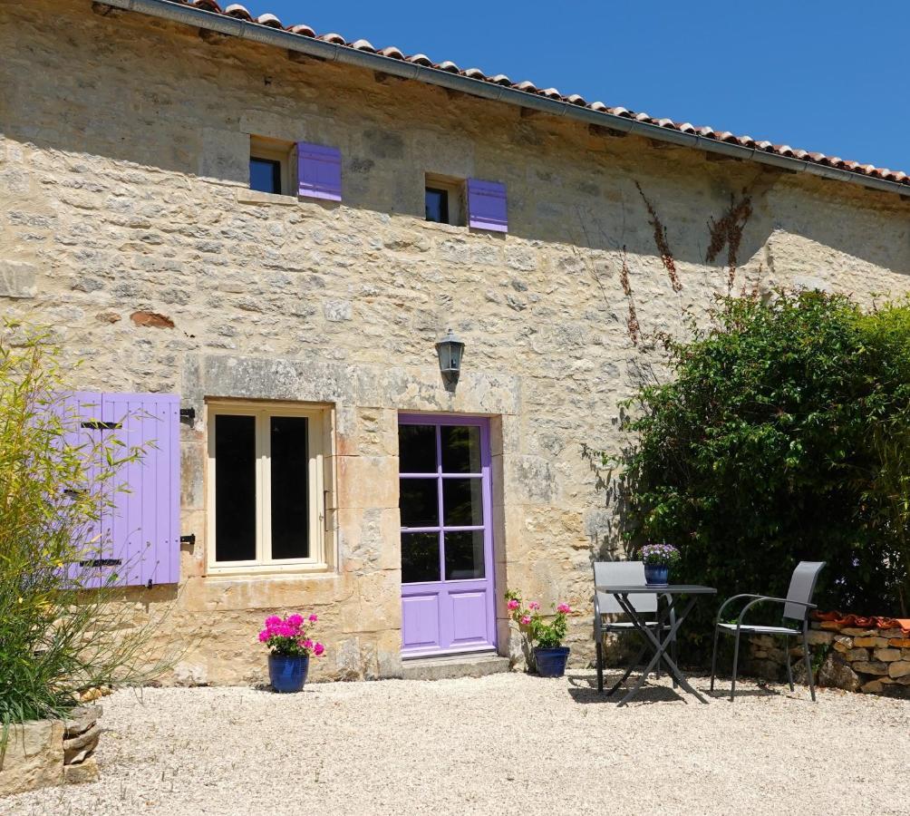 Gite Rural La Maison Mauve Ventouse Extérieur photo