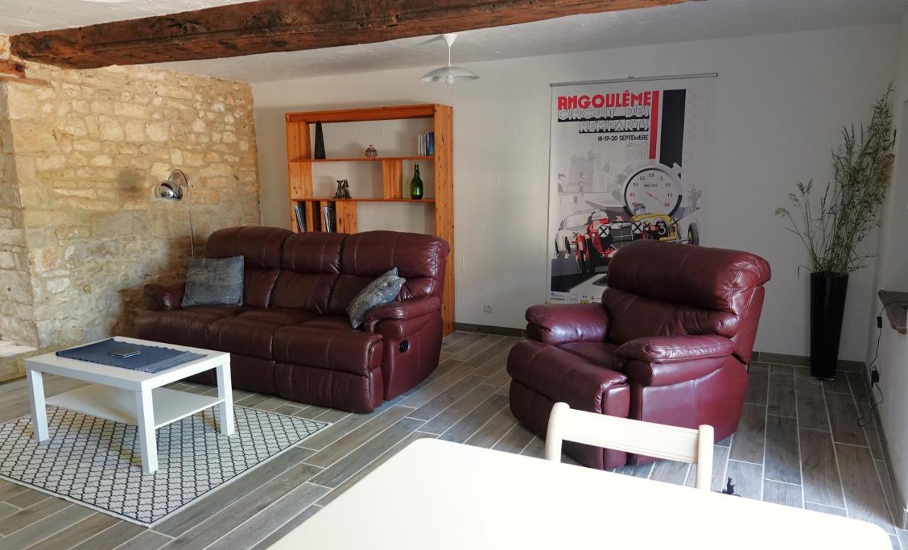 Gite Rural La Maison Mauve Ventouse Extérieur photo