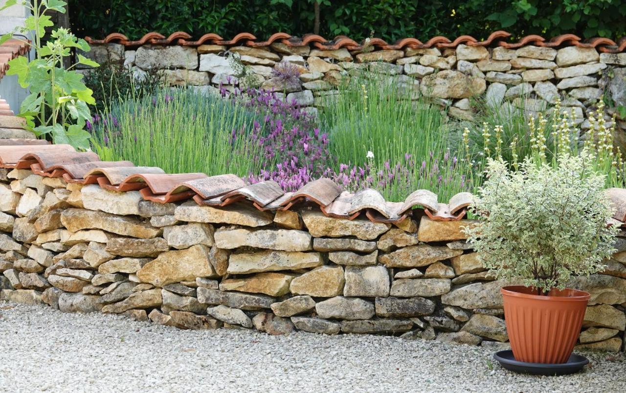 Gite Rural La Maison Mauve Ventouse Extérieur photo